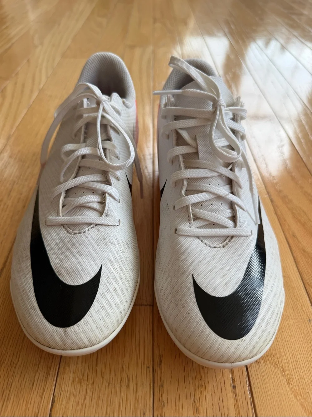 Nike Mercurial Vapor Youth Soccer Cleats Size 6Y FG MG